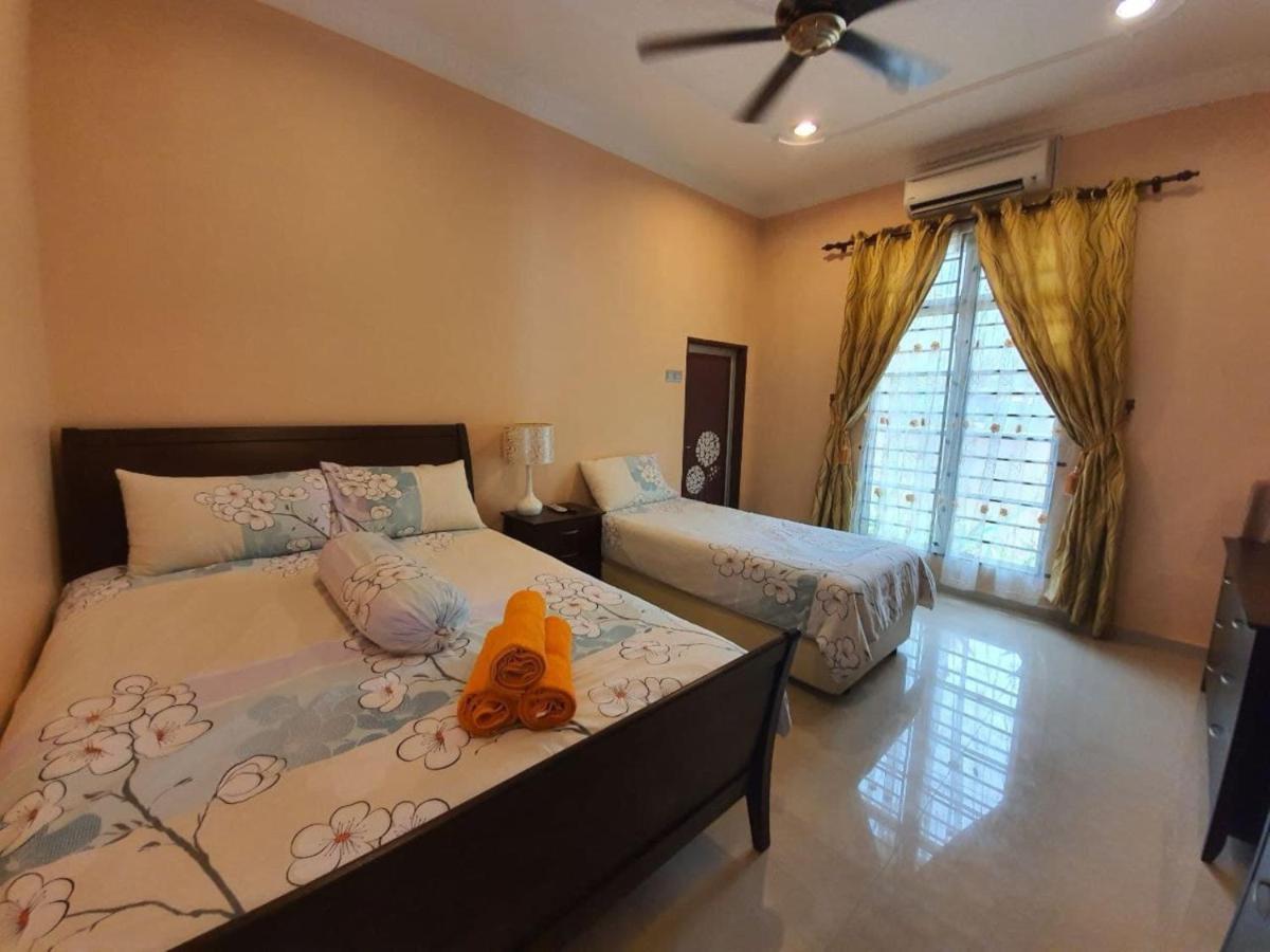 Villa Temila Pasir Puteh Eksteriør bilde