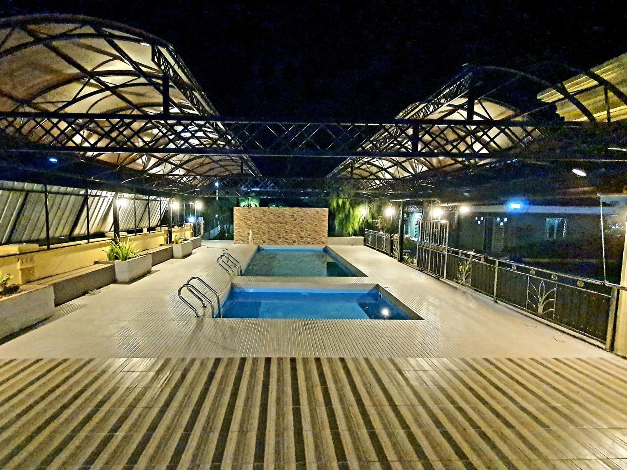 Villa Temila Pasir Puteh Rom bilde